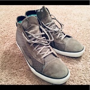 Diamond Supply Co men’s 13 gray shoes